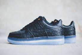 Nike Air Force 1 Black Low Top Nike Air Force 1 Cmft Lux Low Black Ostrich Detailed Pictures Eu Kicks Sneaker Magazine Nike Air Force Nike Adidas Shoes Outlet