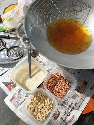 Resepi seri muka adalah sejenis kuih talam tradisi malaysia dan biasanya dibuat di dalam talam yang besar, iaitu berbentuk bulat, segiempat sama atau segiempat tepat. Sukatan Mudah Buat Rempeyek Puas Hati Boleh Letak Bilis Kacang Banyak Mana Vanilla Kismis