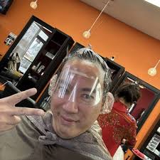 DEBORAH'S IMAGINATIONS SALON