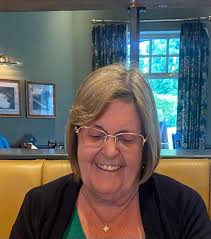 The family would like to invite all who knew our beautiful mum Barbara to  her funeral