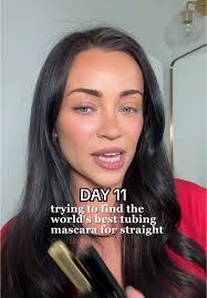 Victoria Beckham Vast Lash Vs Future Lashtext=vast Lash Is A Tubingmascara  around The Individual Lash