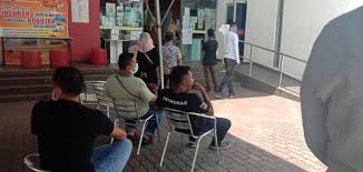 Diarong tak buat kerja ke? Keadaan Di Pos Laju Alor Setar Discover Alor Setar Facebook