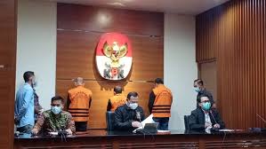 Kepala daerah yang diamankan oleh kpk tersebut dikabarkan yakni gubernur sulawesi selatan, nurdin abdullah. 01mdxl3f N9ytm
