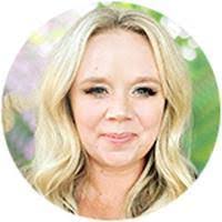 Jennifer Antrim's Instagram, Twitter & Facebook