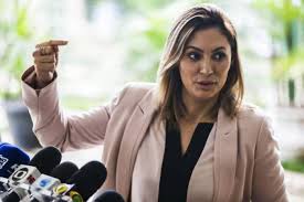 Compartilhar no facebookcompartilhar no whatsappcompartilhar no osmar terra ainda salientou que a trajetória do vírus ignorou a quarentena, por consequência não achatou curva. Suposto Caso Extraconjugal De Michelle Bolsonaro E Osmar Terra Leva Nome De Ex Ministro Ao Trending Do Twitter Revista Forum