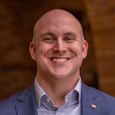 Record-breaking Energy Conversion of Waste Heat