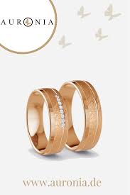 Diese ringe sind nicht einfach nur echte beautys, sondern auch absolut hip und wirken unglaublich smart. Trauringe Rosegold 375 0 08 Ct Diamanten Modell N 1209 Coole Trauringe Trauringe Rosegold Trauringe
