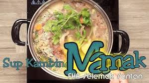 Mutton's soup aka sop kambing is singapore most popular indian or mamak soup with meats & comes along with french loaf. Sup Kambing Mamak Mudah Sedap Youtube