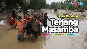 Artikel tentang banjir rangkaian halaman yang berinduk pada halaman ini memuat artikel yang berkaitan dengan banjir yang dimuat di berbagai media massa. Ngeri Detik Detik Banjir Lumpur Dahsyat Hantam Masamba Youtube