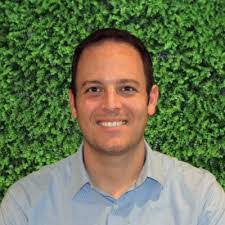 Tammy Downer's Instagram, Twitter & Facebook