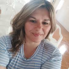 Shorts de jeans 5000 Vestidos largos 5000 Jeans chupín 3000 Remera 3000