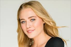 Abby Cook's Instagram, Twitter & Facebook