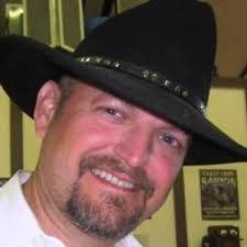 Tracy Bushnell's Instagram, Twitter & Facebook