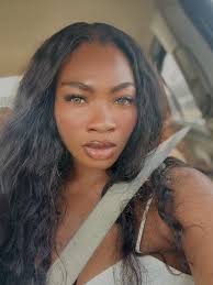 Photos by cisse (@fallonfarrahs) · December 19, 2025