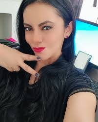 Karla Falcon's Instagram, Twitter & Facebook