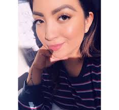 Isabelle Cooper (@thebellecooper)