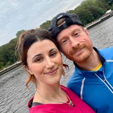 Can anyone recommend a good hairdresser for colour/cut and dry that doesn't  charge extortionate prices ( in the local area greasbro/ Munsbro etc if  possible ) tia