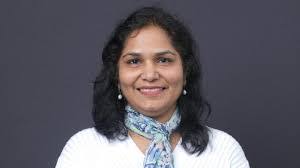 Jennifer Mathew's Instagram, Twitter & Facebook