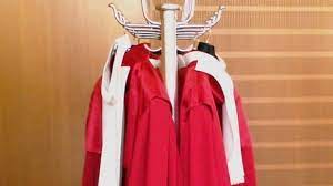 Für das mietpreisrecht sei der bund zuständig, die länder, also. Die Nebeneinkunfte Der Bundesverfassungsrichter