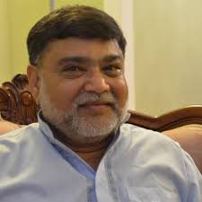 Identify teachers and girl in 1976 photo?