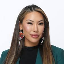 Dominique Lee, MBA, MPH (@official_domlee)