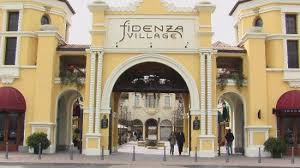 Scopri le collezioni di abbigliamento, scarpe e accessori kenzo a prezzi outlet scontati fino al 70%. Fidenza Village Outlet Izobrazhenie Fidenza Village Fidenca Tripadvisor