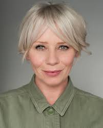 Where the Heart Is" Temptation (TV Episode 2001)