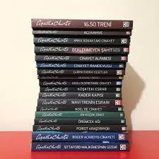 Arkadaşı için yerine getireceği basit bir angaryanın onu uluslararası bir cinayet komplosunun tam ortasına düş�. Altin Kitaplar Ar Twitter Agatha Christie In En Begendiginiz Romani Hangisi Kitap Book Agathachristie