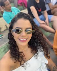 LARISSA ALBUQUERQUE💄 的Instagram photo • Jan 1, 2024 at 5:28 PM