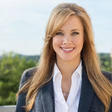 Ashley Rhinehart, RN (@_ARhinehart)