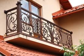 Escaleras de acero inoxidable ventanas de arco diseño de barandillas rejas para balcones barandales de escaleras pasamanos adornos de casa terraza puertas de fierro modernas. Ferforje Balkon Korkuluk 05336910626a Rejas Para Balcones Fachada De Casas Bonitas Barandales Para Balcones