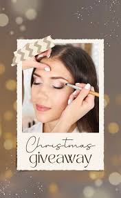 🎶🎵 On the TENTH day of Christmas🎄 my Consultant gave to meeee 🎶🎵 You  can never have enough brushes! I like to have backups and rotate The  perfect palette is exactly what