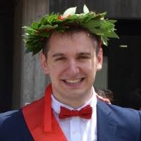 100+ perfiles de «Capista»