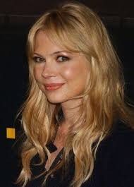 Celebrity Hair Talk Michelle Williams Buzzed Nape Long Hair Styles Long Hair Girl Michelle Williams Hair