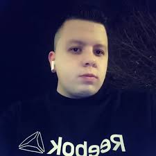 LE HICIERON PONER A DAYRO MORENO LA CAMISETA DEL MEDELLÍN Y PERDIÓ LOS  PODERES, LA DEFINICIÓN Y LA MAGIA... JUGÓ MAL Y SU EQUIPO PERDIÓ: Dayro  Moreno solo se tuvo que poner