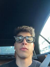 Hi!! my roommate and i are planning to move out of our double room in 520  kelton. there's one other female taking the other room there but we're  looking for ppl to