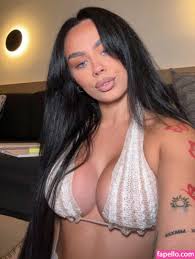 Elley Davies leak-shocking images from OnlyFans