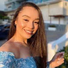 Daisy Deleon's Instagram, Twitter & Facebook