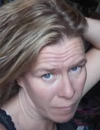 Sandra Hanley's Instagram, Twitter & Facebook