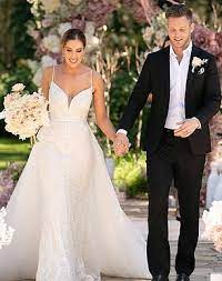 The best part is that because the alterations are all superficial, the wedding dress can easily be turned back into a kimono. How Married At First Sight S Rebecca Zemek Transformed Into A Budget Bec Judd Without Surgery Duk News
