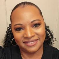 Yolanda Mcdermott's Instagram, Twitter & Facebook