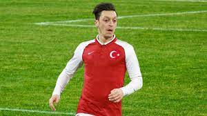 Die gastronomie öffnet, feste sind erlaubt und der so wichtige tourismus läuft wieder an. Mesut Ozil Wechselt In Die Turkische Nationalmannschaft Noktara De