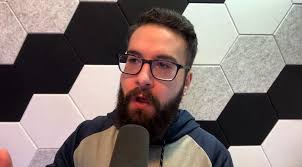 spends hours meticulously putting together a new backdrop I'm excited to  show viewers* Viewers: “Why is Mike filming in the bathroom??” Goddammit  🤦‍♂️😂🤣