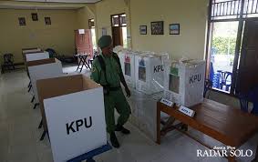 Tentunya kita semua tahu bahwa nomor polisi kendaraan bermotor atau yang biasa disebut plat nomor adalah identitas resmi dari negara yang menerangkan seluruh hal kaitannya dengan kepemilikan. Pemilih Rawan Keliru Memasukkan Surat Suara