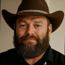 It's been a minute since I've posted, but for good reason! I've been deep  in one of the most exciting projects of my career…the launch of Red Velvet  Oil™ and Australia's Upcycled