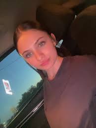 follow my mom @Christina