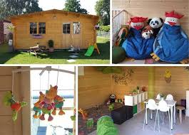 Ein Gartenhaus Als Kinderhaus Kindertagespflege Kreativ Kinderhaus Kinder Tag Gartenhaus