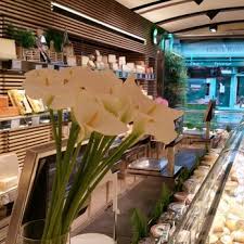 Alleosse 11 Photos 13 Reviews Cheese Shops 13 Rue Poncelet Pereire Cardinet Courcelles Paris France Phone Number Yelp