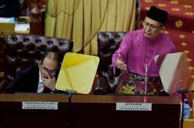 Slip transaksi perbankan elektronik objektif sambutan hari raya sekapur sirih seulas pinang perbezaan misi dan visi serunding ikan bilis tahan lama teknion furniture systems m sdn bhd pencapaian dan sumbangan tamadun melayu senarai harga ikan terkini. Terengganu Bentang Bajet Defisit 2017