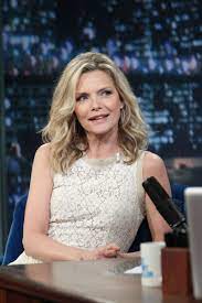 14 Amazing Looking Women Over 50 Beautiful Women Over 50 Michelle Pfeiffer Womens Hairstyles